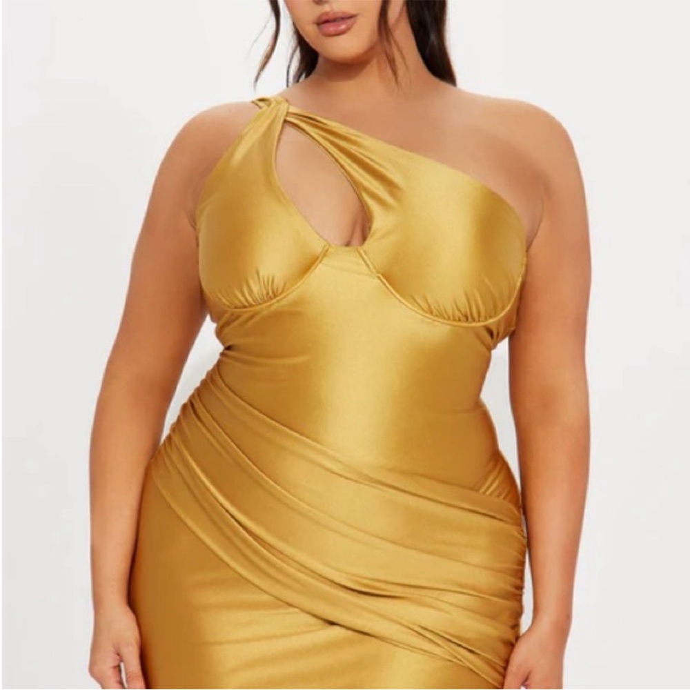 Fashion Nova Radiant Gold One-Shoulder Dress - 23